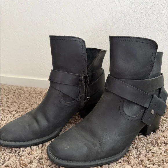 UGG Black Leather Ankle Booties - Picture 3 of 8